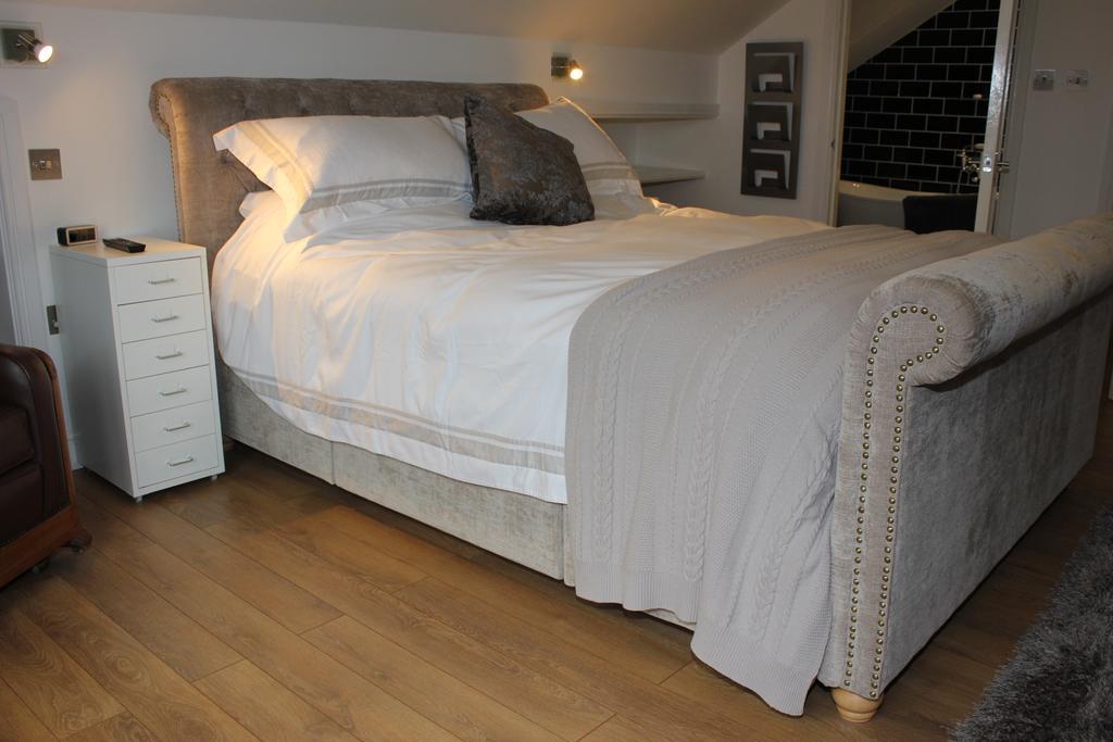 קלית'רו Fifty One And A Half Boutique B&B מראה חיצוני תמונה