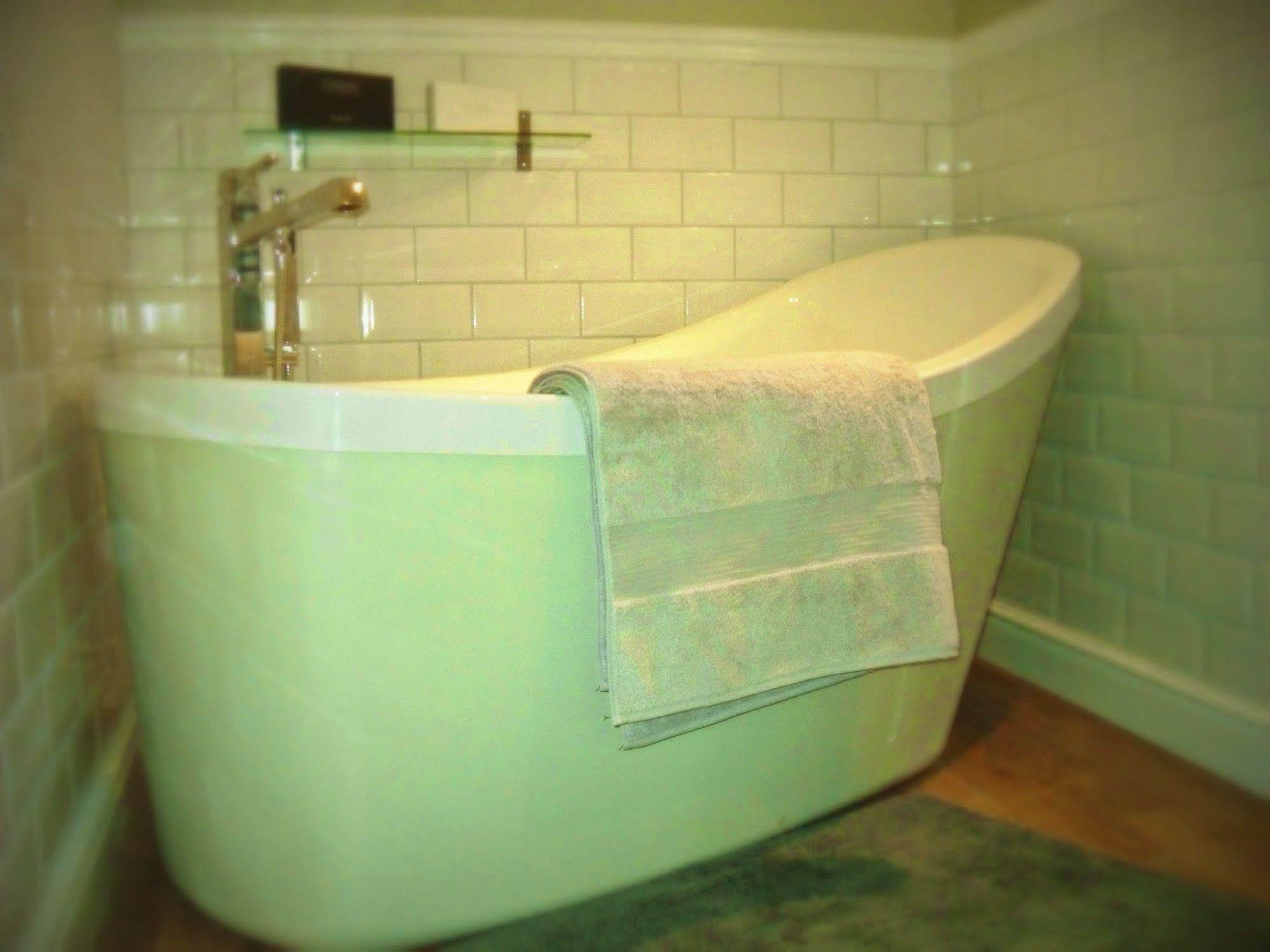 קלית'רו Fifty One And A Half Boutique B&B מראה חיצוני תמונה